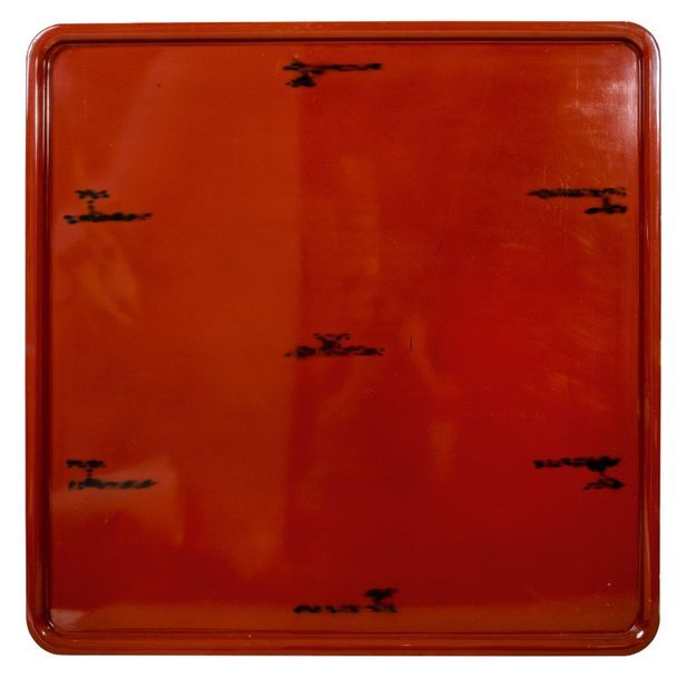 Plateau carré laqué rouge et noir (hirobuta