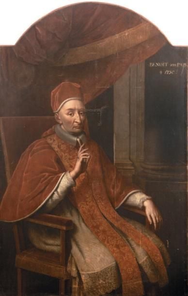 «Portrait du Pape Benoît XIII» Huile sur toile de format cintré dans la partie supérieure (accidents et restaurations anciennes, sans cadre) Annotée Benoît XIII Pape et datée 1730 en haut à droite 155 x 100 cm Issu de la prestigieuse famille Orsini, le religieux dominicain Vincenzo Maria fut élu pape en 1724 sous le nom de Benoît XII