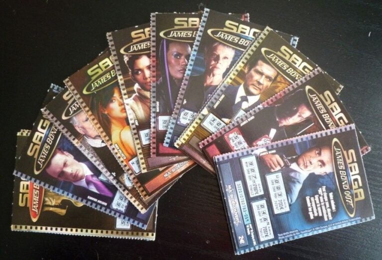 Présentoir pour le jeu Saga James Bond de la française des jeux, 200