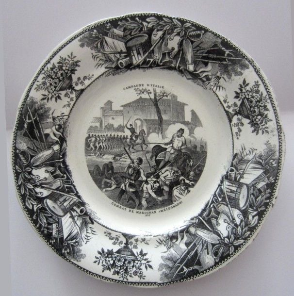 Quatre assiettes à sujet militaire: - Choisy-le-Ro