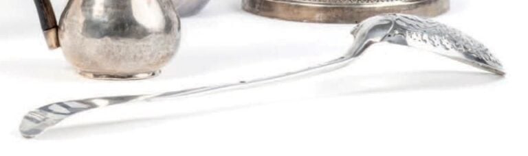 Rare GRANDE CUILLÈRE À RAGOÛT / olives au cuilleron reperc