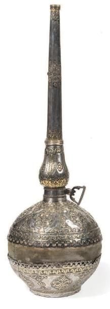 Rare pulvérin en argent algérien
