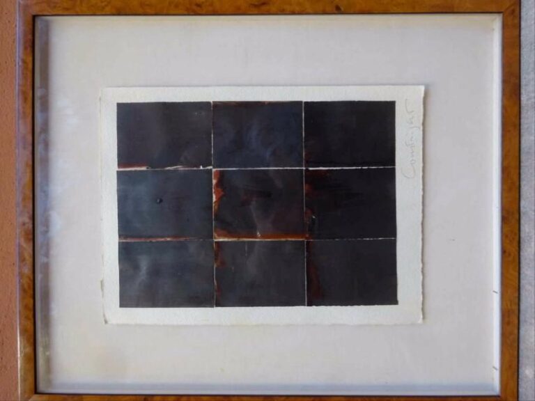 Robert COURTWRIGHT (1936-) Abstraction en noir Collage sur papier de neuf rectangles peints Signé en bas à droite Dans un encadrement et sous verre 39 x 29 cm
