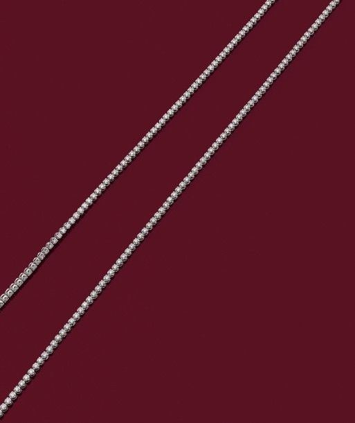 SAUTOIR en or gris (750 millièmes) serti d'un alignement de 290 diamants taille brillan