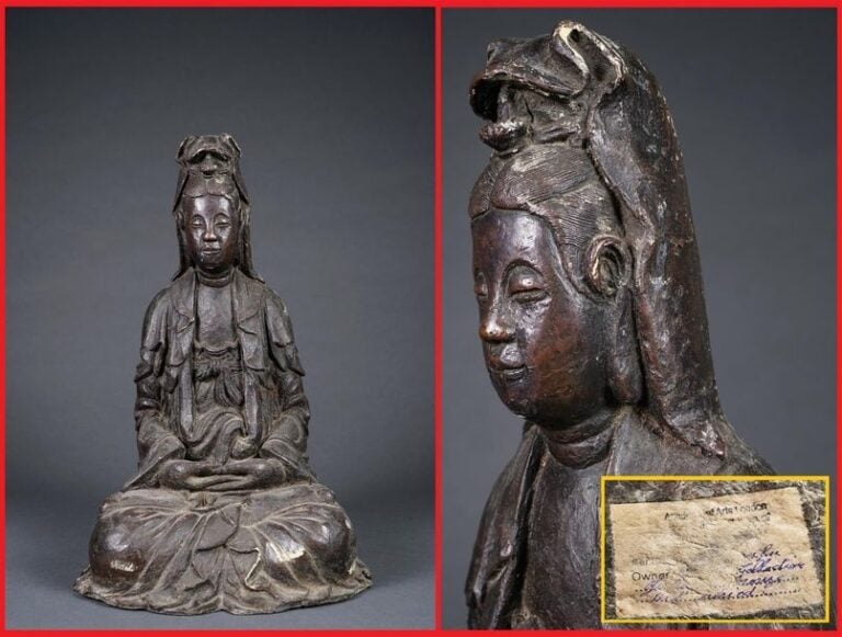 SCULPTURE EN BRONZE A PATINE BRUNE MOULEE A L’EFFIGIE DE LA DEESSE DE LA COMPASSION