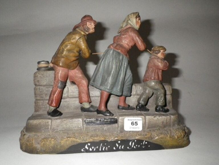 Sortie du port Famille au halage en terre cuite polychrome, cachet CIA signée