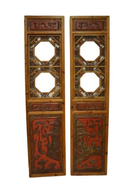 SUITE DE DEUX GRANDS PANNEAUX EN BOIS SCULPTE ET AJOURE