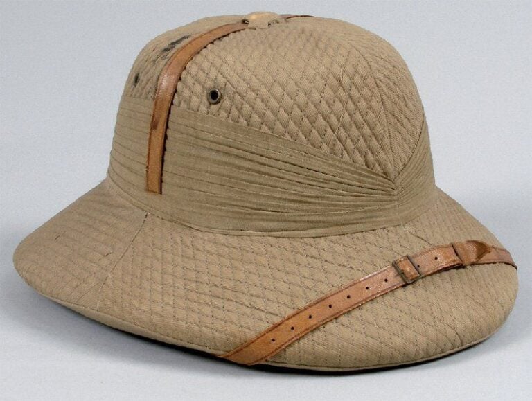 SUPERBE CASQUE COLONIAL, FABRICATION DE LUXE En liège habillé de toile kak