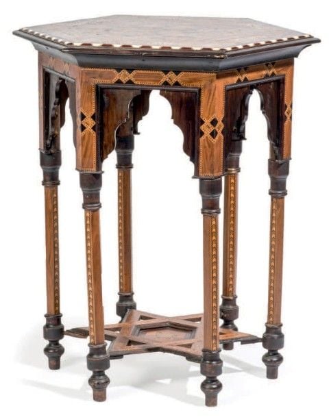 Table hexagonale Espagnole Bois, bois teinté, ébène, os