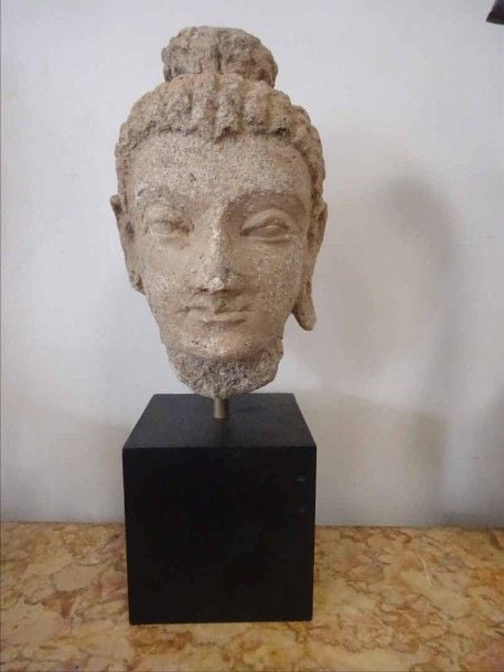 TETE DE BOUDDHA EN PIERRE COMPOSITE