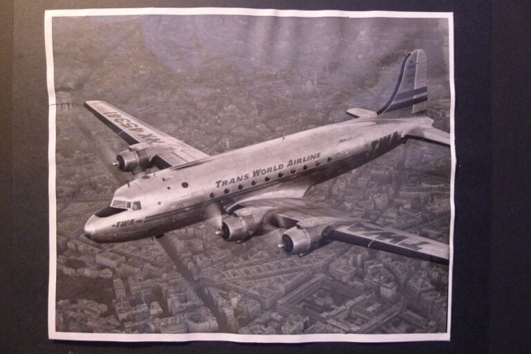 TWA DC-