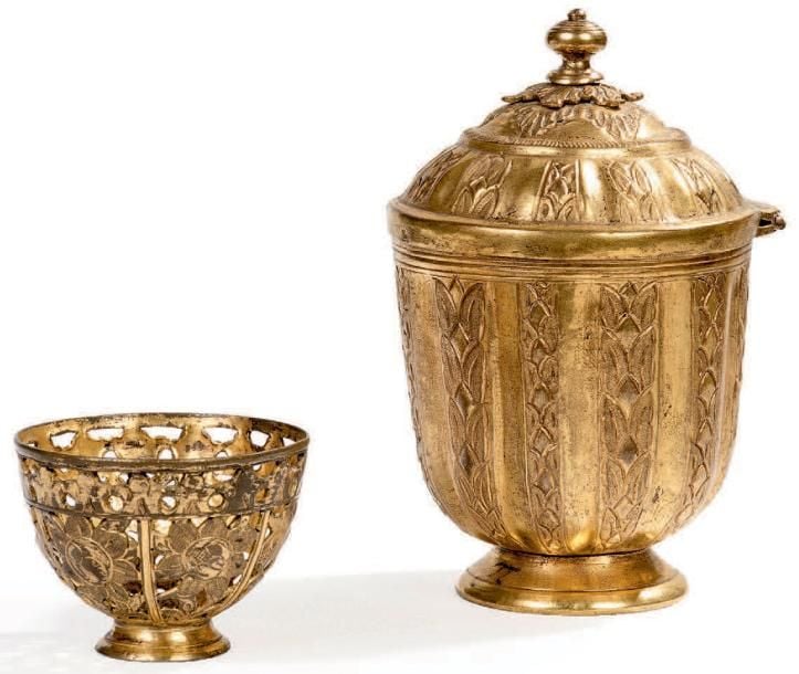 Un sucrier et un zarf en tombak