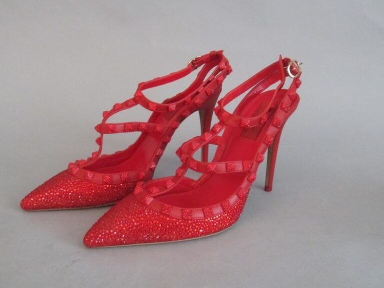 VALENTINO Rockstud roug