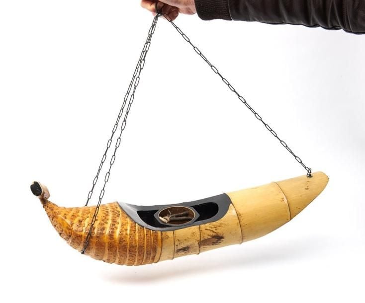 Vase à accrocher en forme de batea