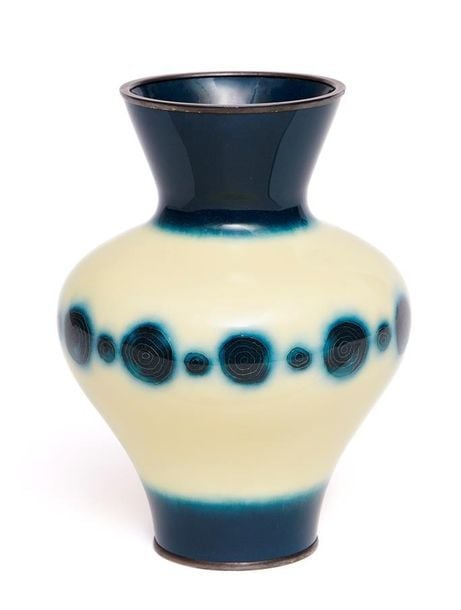 VASE A PANSE OVOÏDE ET COL TROMPETTE