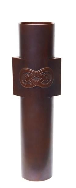 Vase en bronze de couleur foncée et de forme cylindriqu