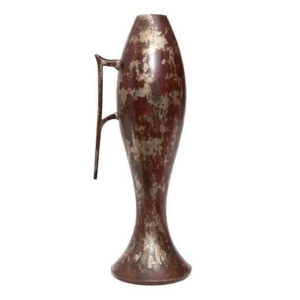 Vase en bronze dont la forme évoque celle d'un poisso