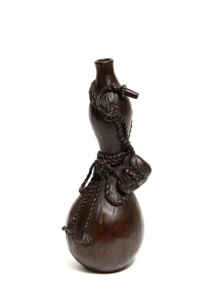 Vase en bronze en forme de gourd