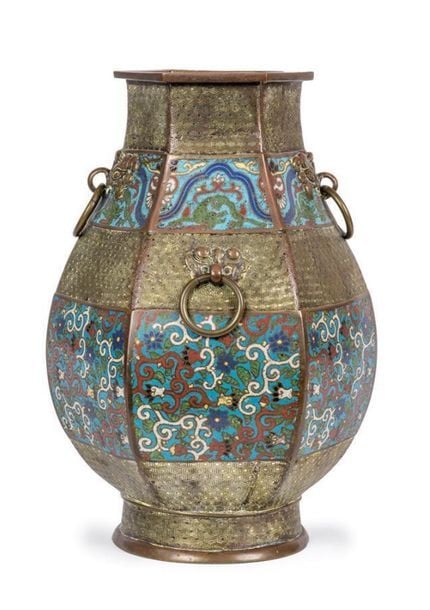 VASE EN BRONZE ET EN EMAUX CLOISONNES