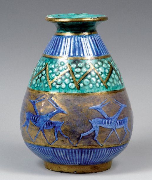 Vase en céramique à corps ovoïde piriforme et col galbé pla