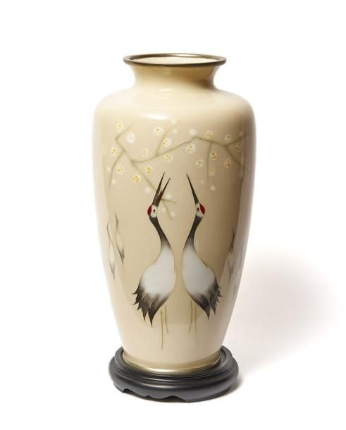 Vase en cloisonné de couleur beige-crèm