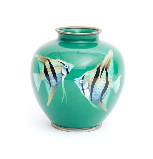 Vase en cloisonné de forme globulaire et de couleur vert