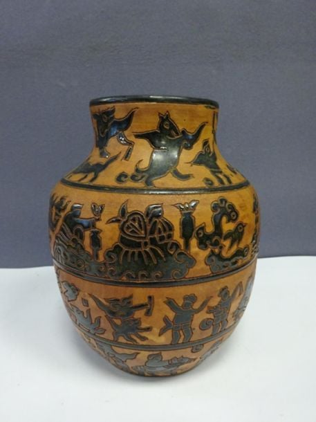 VASE EN GRES DANS LE GOUT DE BIEN HOA