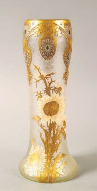 Vase en verre givré, décor de chardons émaillés et doré et de motifs Art Nouveau dorés et argentés dégagé à l'acid