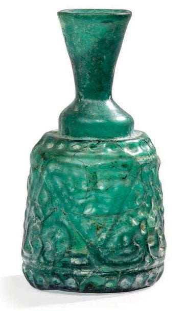 Vase en verre Qarakhanide