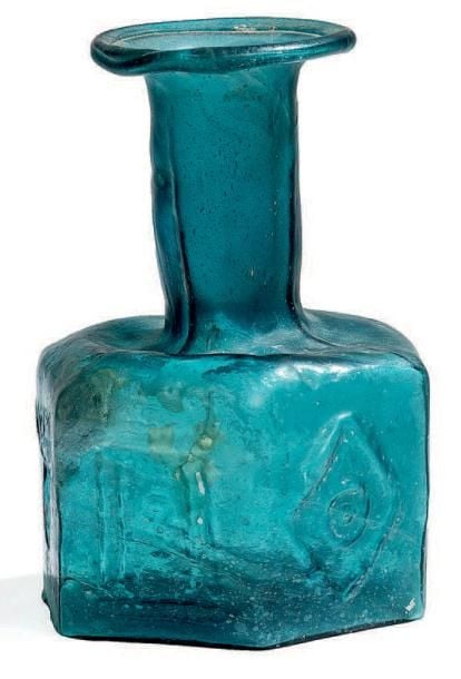 Vase hexagonal