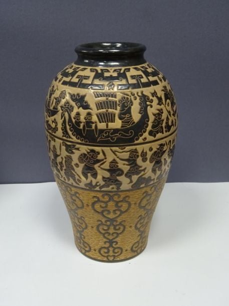 VASE OVOIDE EN GRES DE BIEN HOA