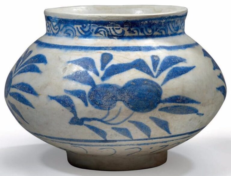 Vase timouride bleu blanc