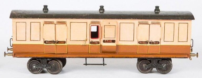 Wagon fourgon à bagages «LSW» aménagé de la maison BING, en tôle peinte à 2 boggies - repein