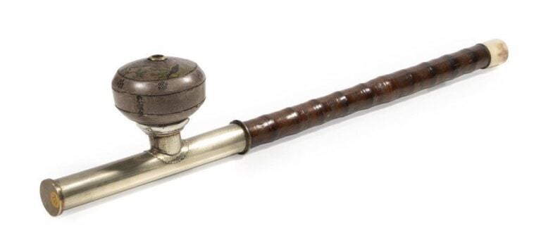 [X] PIPE À OPIUM DE VOYAGE