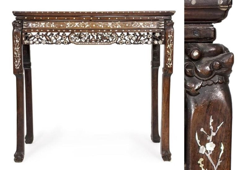 [X] TABLE / CONSOLE / AUTEL DE TEMPLE EN BOIS INDIGENE A INCRUSTATIONS DE NACRE