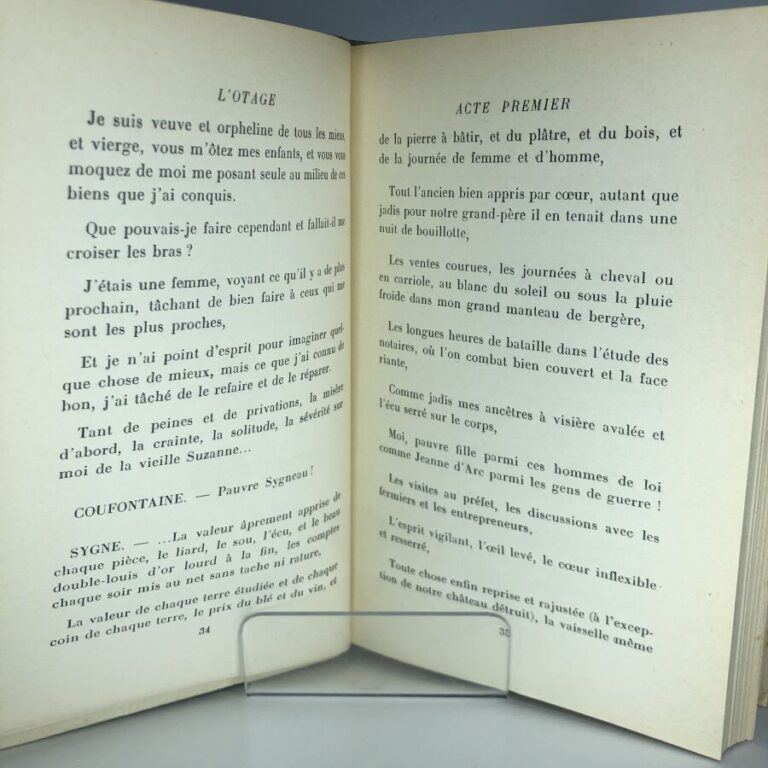 CLAUDEL (Paul). - L'otage. Édité à Paris chez Gallimard en 1944. De format in-1…