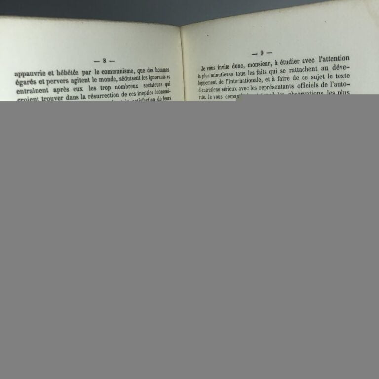 COLLECTIF. - Le dossier de La commune devant les conseils de guerre. Édité à Pa…