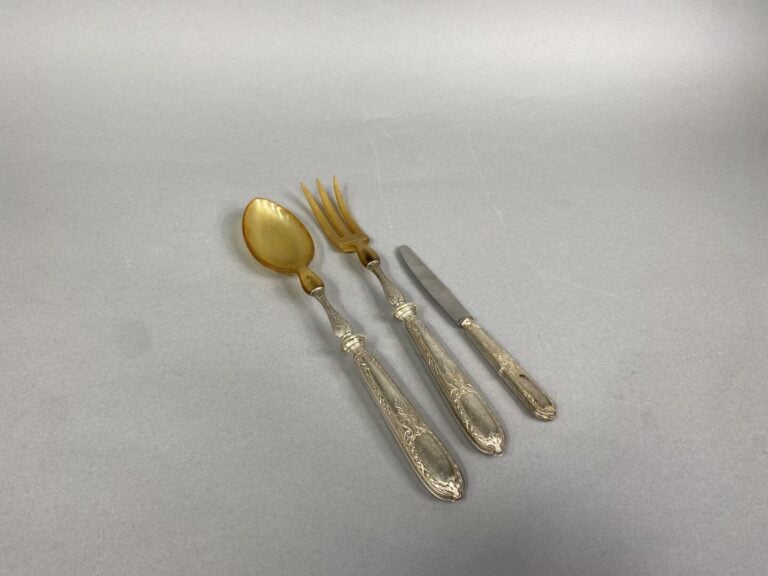 Ensemble de 11 cuillères à entremet en argent (925) - Poids total : 249.4 g - O…
