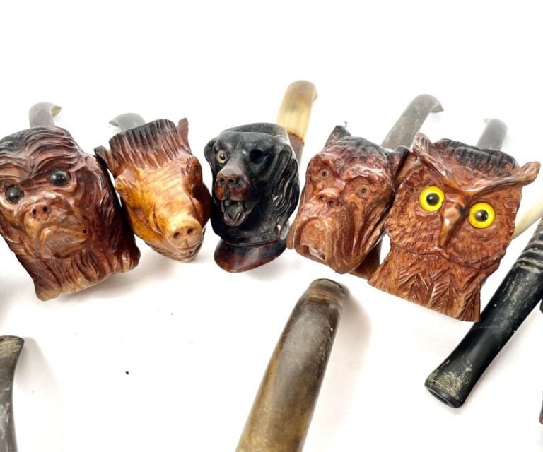 Fort et intéressant lot de pipes en bruyères sculptées (en majorité de Saint-Cl…