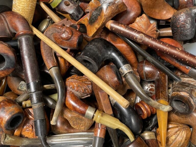 Fort lot de pipes en bruyère toutes marques: Chacom, Saint-Claude., Italie... -…