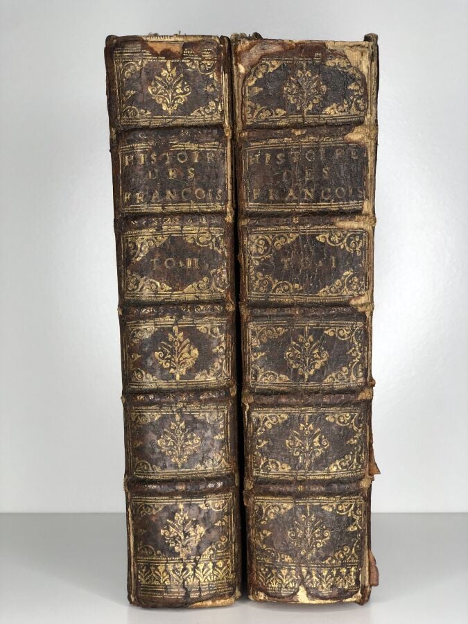 GREGOIRE (Evesque de Tours S.). - L'histoire des Francois. Édité à Paris chez F…
