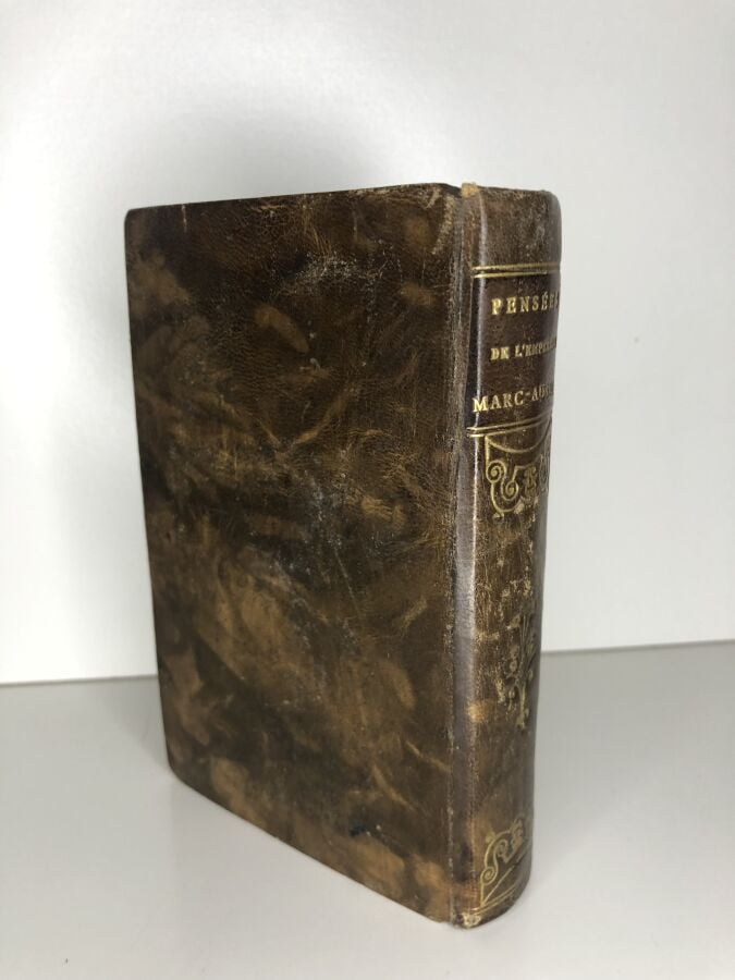 Joly (M. de). - Pensées de l'empereur Marc-Aurele-Antonin. Édité à Paris chez A…