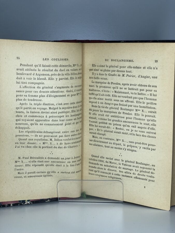 Journaliste du Figaro. - Les coulisses du Boulangisme. Édité à Paris chez Léopo…