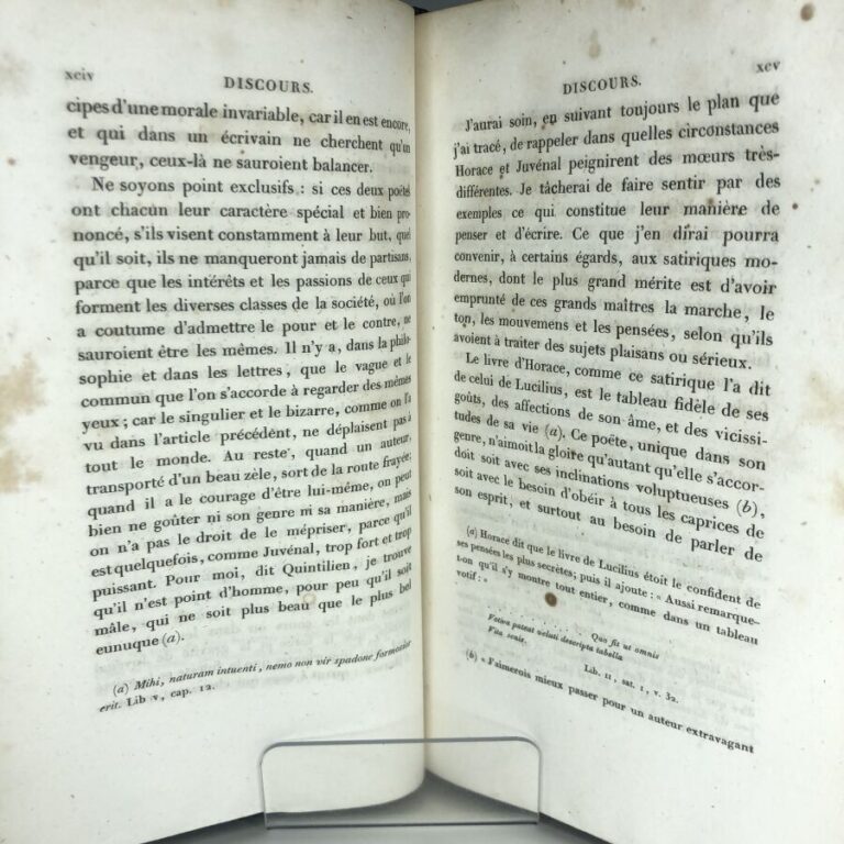 JUVENAL. - Satires de Juvénal. Édité à Paris chez Dalibon en 1826. 2 volumes de…