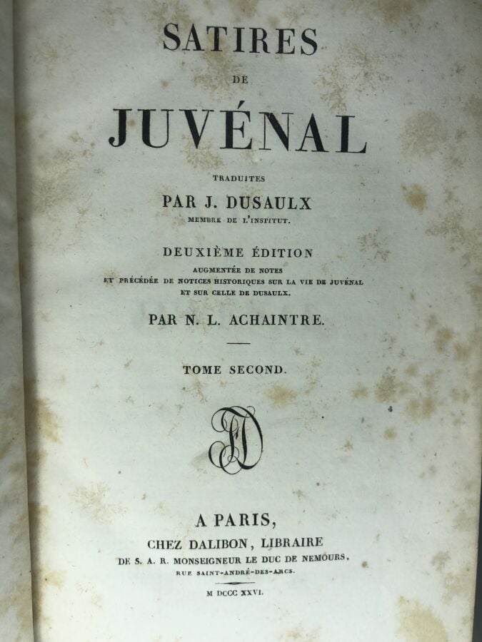 JUVENAL. - Satires de Juvénal. Édité à Paris chez Dalibon en 1826. 2 volumes de…
