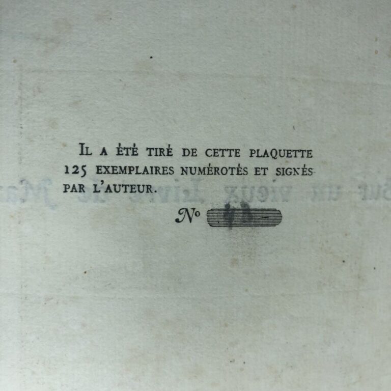 LAVAUD (Guy). - Sur un vieux livre de marine. Édité à Paris chez Les Marges san…
