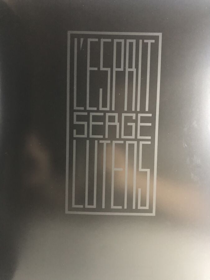 LUTENS ( Serge). - L'Esprit Serge Lutens. Édité à Paris chez Assouline en 2002.…
