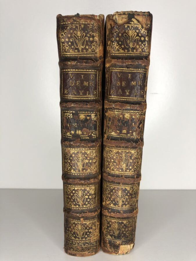 MAIZEAUX (Des M.). - La vie de Mr Bayle. Édité à La Haye chez P. Gosse en 1732.…