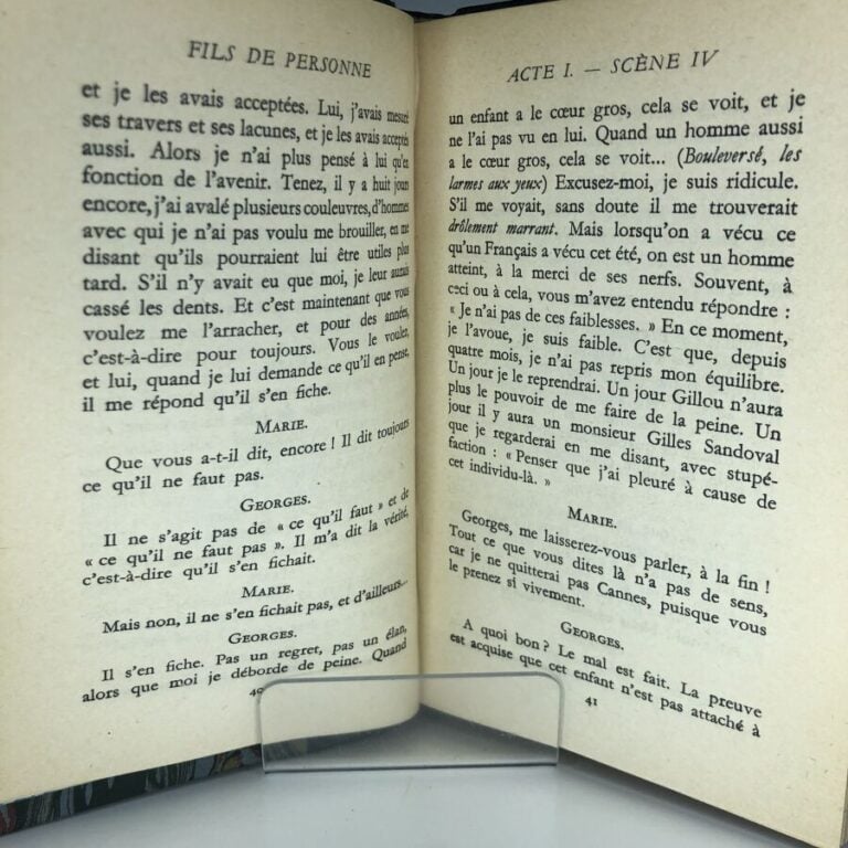 MONTHERLANT. - Fils de personne. Édité à Paris chez Gallimmard en 1944. De form…