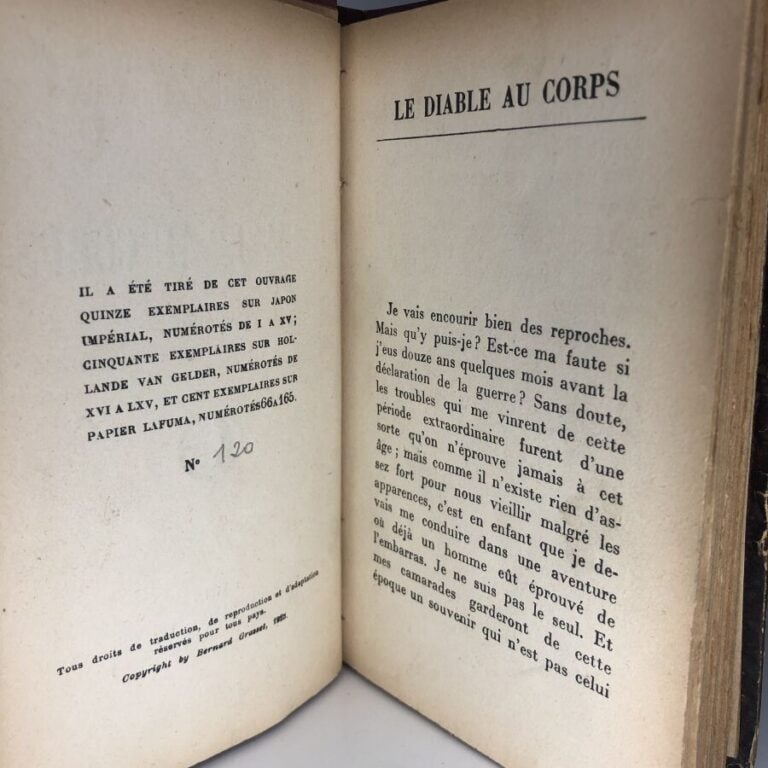 RADIGUET (Raymond). - Le diable au corps. Édité à Paris chez Bernard Grasset en…